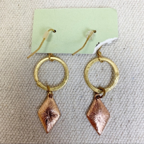 Lush Ashley Westcott Matte gold rose gold earrings - Picture 2 of 3